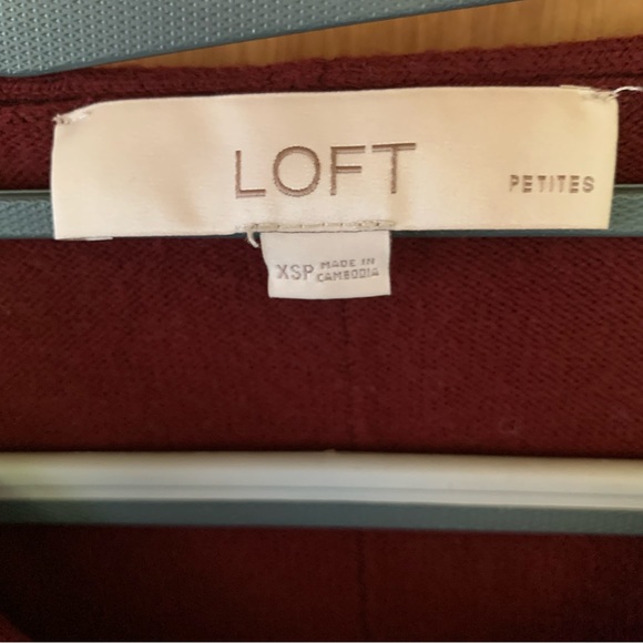 LOFT Sweater XSP Burgundy Maroon Red | Lightweight Sweater for Fall or Winter - Picture 2 of 3